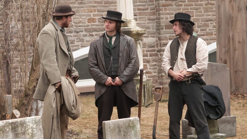 l-r: Andrew O’Brien (Dylan Taylor), Detective Kevin Corcoran (Tom Weston-Jones), Detective Francis Maguire (Kevin Ryan) – Bild: AXN Black