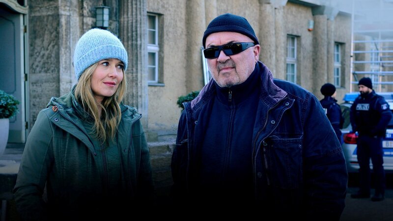 l-r: Linett Wachow (Stefanie Stappenbeck), Otto Garber (Florian Martens) – Bild: ZDF