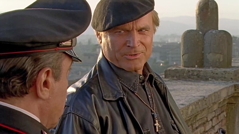 Maresciallo Nino Cecchini (Nino Frassica), Don Matteo (Terence Hill) – Bild: Bibel TV