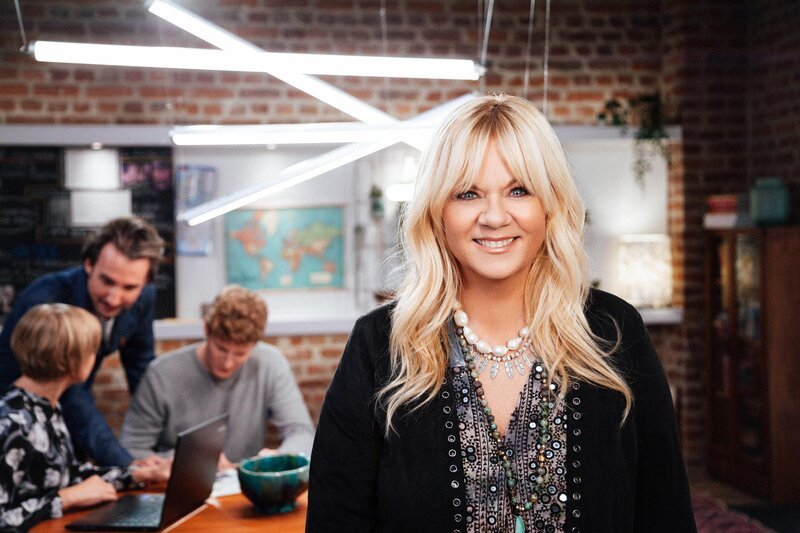 Julia Leischik – Bild: SAT.1 /​ Timothy Biggs