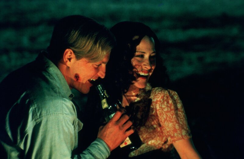 Big Boy Matson (Woody Harrelson, l.); Mona Birk (Patricia Arquette, r.) – Bild: Kabel Eins Classics