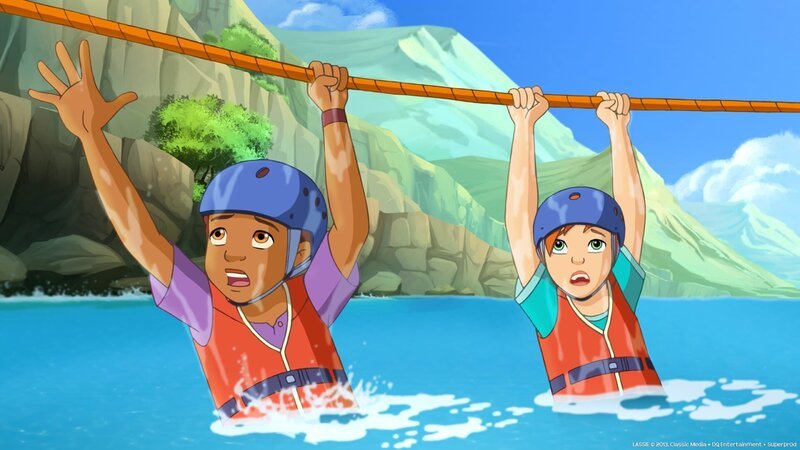 Ranger Graham versucht Harvey und Zoe mit einem Seil aus der Strömung zu retten. – Bild: ZDF/​Classic Media/​DC Entertainment/​Superprod