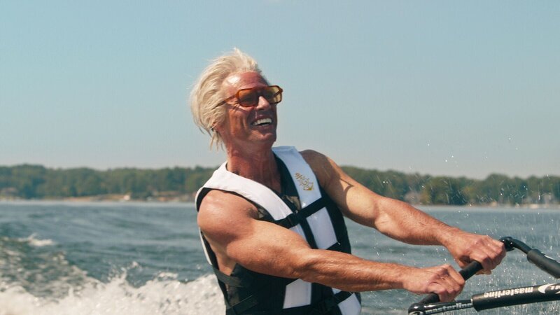 Baby Billy (Walton Goggins) – Bild: Jake Giles Netter/​HBO