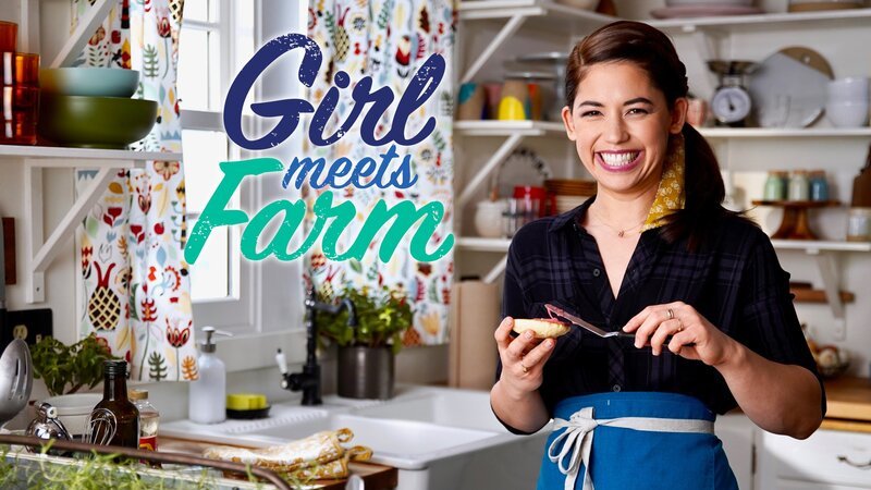 Candid shot of Molly Yeh making her Black & Pink Cookies, as seen on Girl Meets Farm, Season 7. – Bild: Television Food Network, G.P.