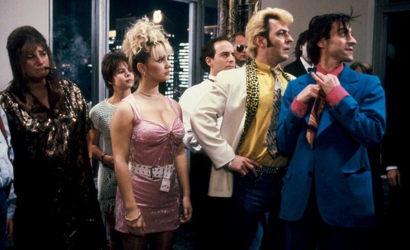 Familie Flodder wird irrtümlich für eine russische Delegation gehalten. – Bild: UFA