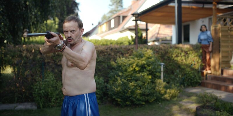 Andi (Milan Peschel) verliert die Nerven und lässt die Situation eskalieren. – Bild: Tilo Hauke /​ ZDF