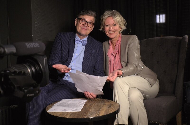 Rolf (Rolf Scheider) und Liz (Olivia Augustinski) – Bild: RTL /​ Daniel Ende