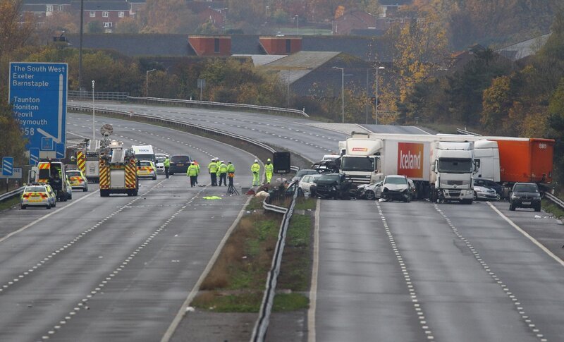 Kollision auf einer Autobahn – Bild: RTL