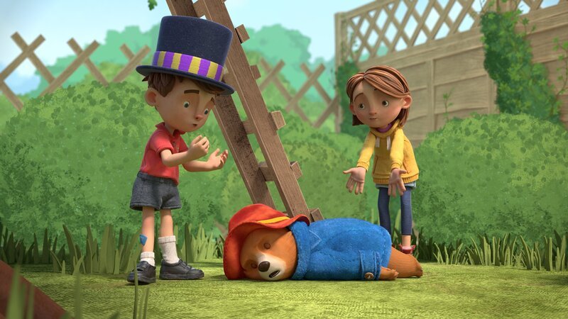 L-R: Jonathan Brown, Paddington, Judy Brown. – Bild: Paramount