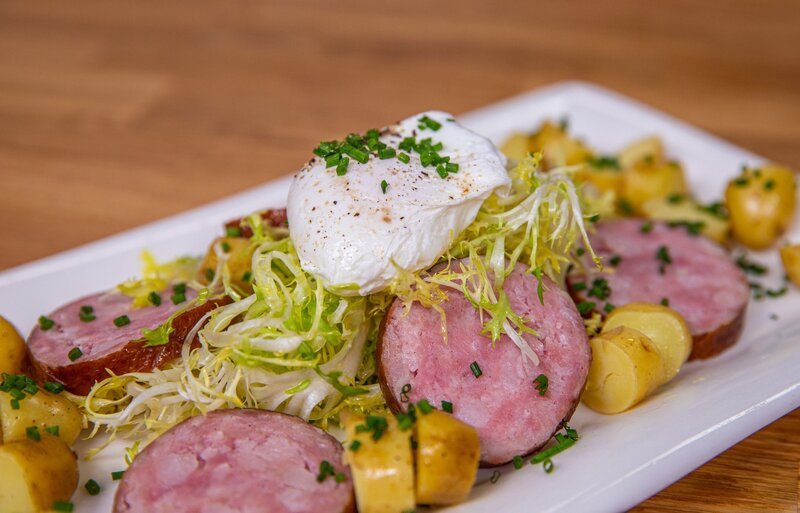 Wurstsalat mit Ei – Bild: RTL /​ Rock Oyster Media