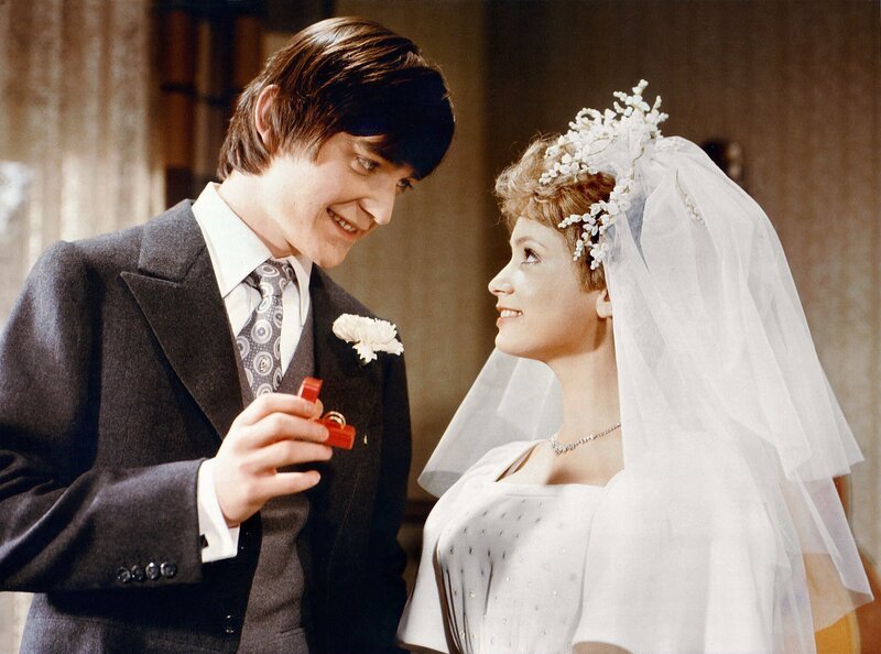 Arabella (Jana Nagyova) und Peter (Vladimir Dlouhy) sind endlich ein glückliches Brautpaar. – Bild: WDR/​WDR