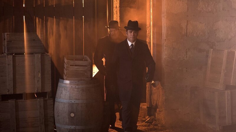 Thomas Brackenreid (Thomas Craig, l.) und William Murdoch (Yannick Bisson, r.) – Bild: Shaftesbury