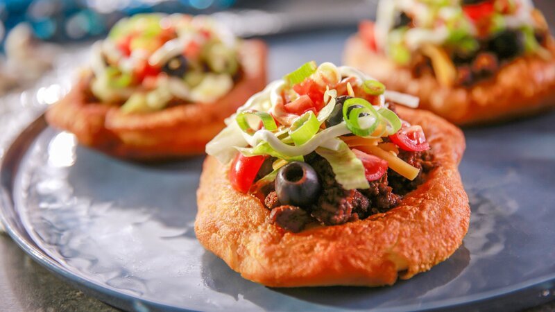Beauty shot of Molly Yeh’s Coffee Fried Beef Tacos, as seen on Girl Meets Farm, season 7. – Bild: Television Food Network, G.P. All Rights Reserved.
