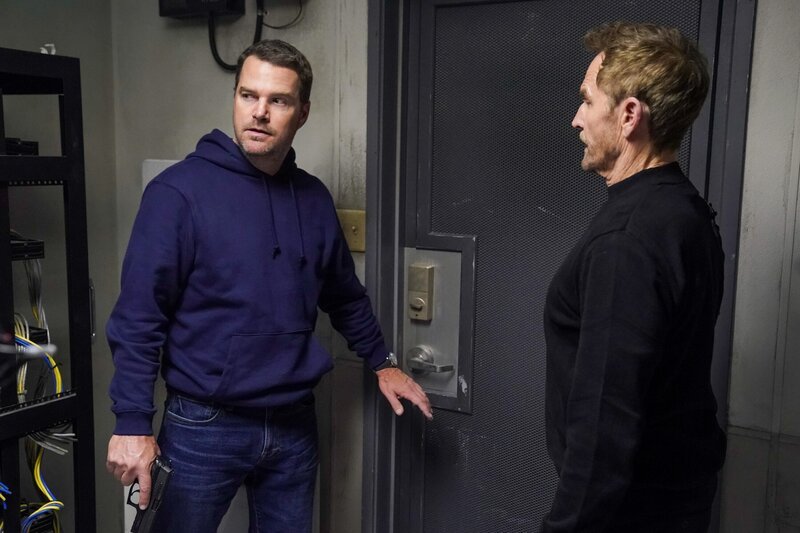 G. Callen (Chris O’Donnell. l.) – Bild: ORF/​Sevenone International/​CBS/​Michael Yarish