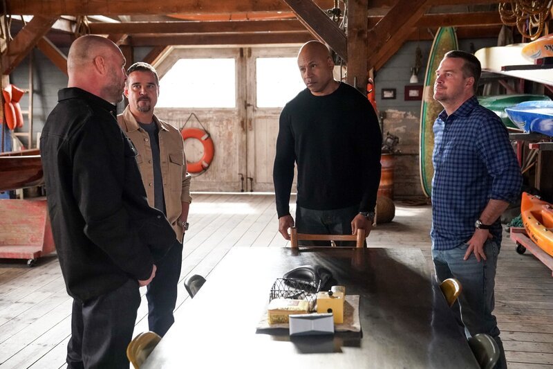 (v.l.n.r.) NCIS Special Agent Castor (Duncan Campbell); Sam Hanna (LL Cool J); G. Callen (Chris O’Donnell) – Bild: ORF/​Sevenone International/​CBS/​Michael Yarish