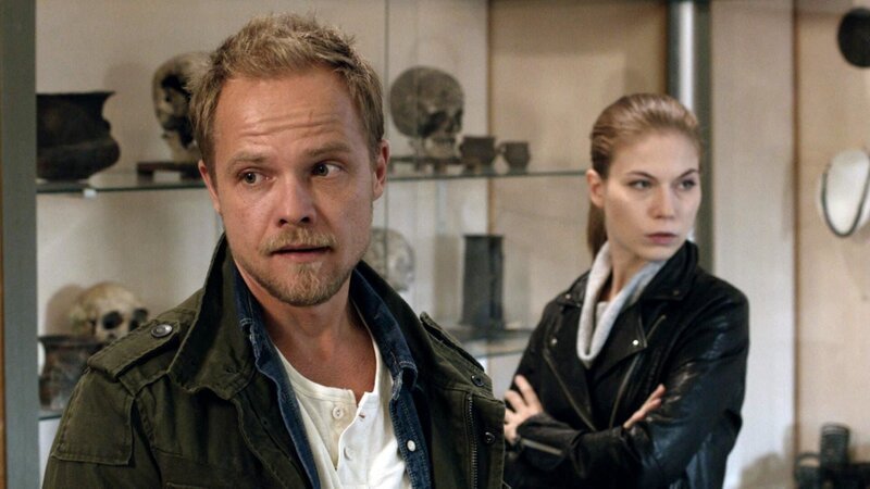 Micha Oberländer (Matthias Koeberlin), Hannah Zeiler (Nora Waldstätten) – Bild: Rowboat Film