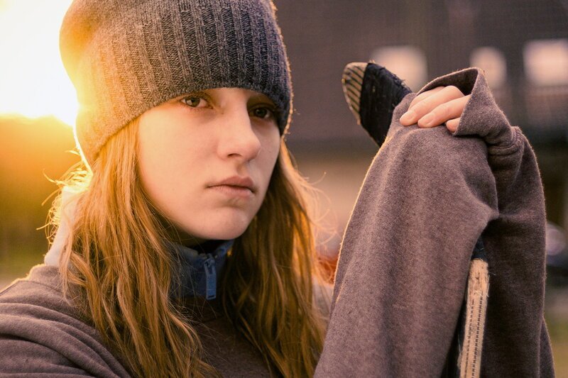 Rivière
Flavie Delangle als Manon
SRF/​Outside the Box – Bild: SRF1