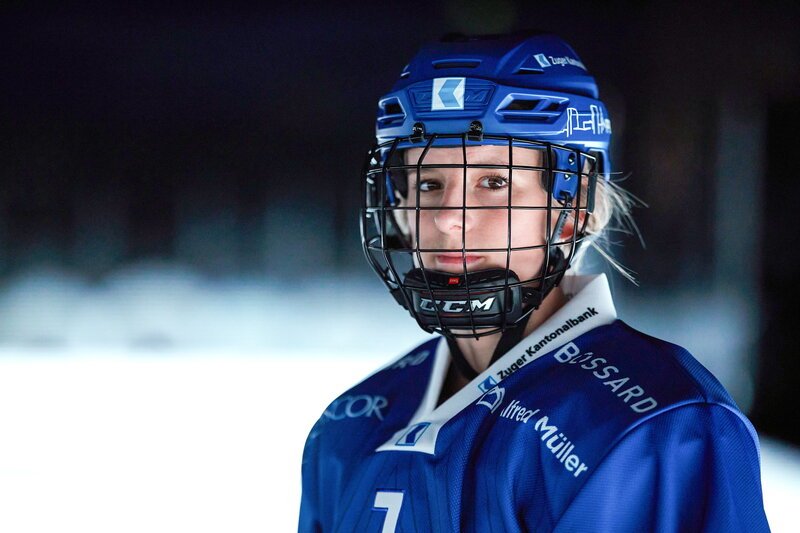 Lara Stadler – Powerplay fürs Frauen-Eishockey
Lara Stalder
2026
SRF/​Valentin Studerus – Bild: SRF2