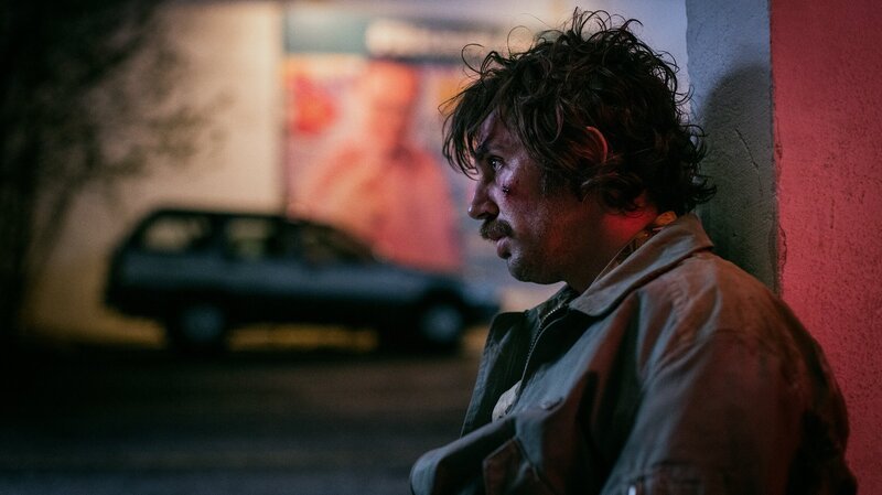 Am Ende: David Constantin als Bax – Bild: SRF/​Dominic Steinmann