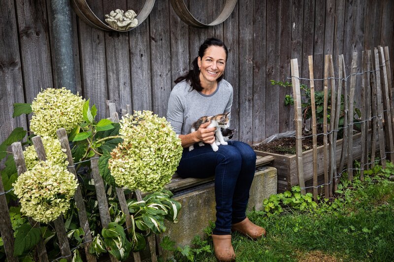 SRF bi de Lüt – Landfrauenküche Staffel 14 2020 Maya Baer – Bild: SRF/​Ueli Christoffel