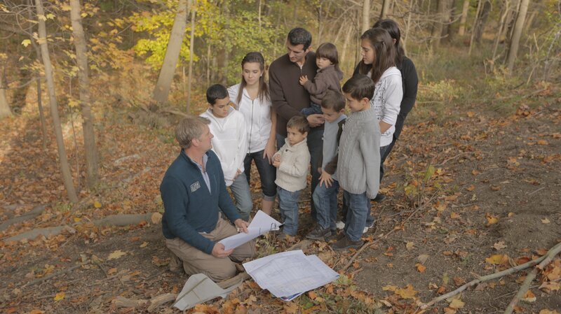 A location is selected for the Butterfly treehouse in Independence, OH. – Bild: Discovery Communications, Inc.
