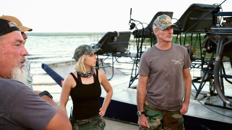 L-R: Jay Starr, Brittany Borges, Gary Clark. – Bild: Warner Bros. Discovery