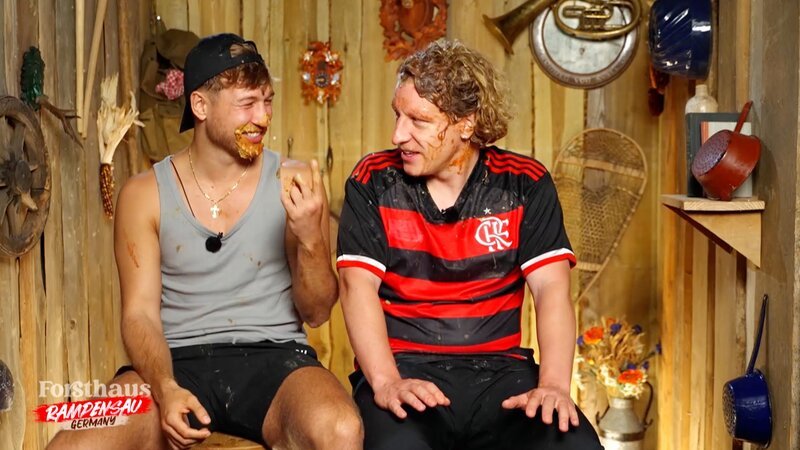 Person: Oliver Ginkel; Paul Aubster; – Bild: Joyn