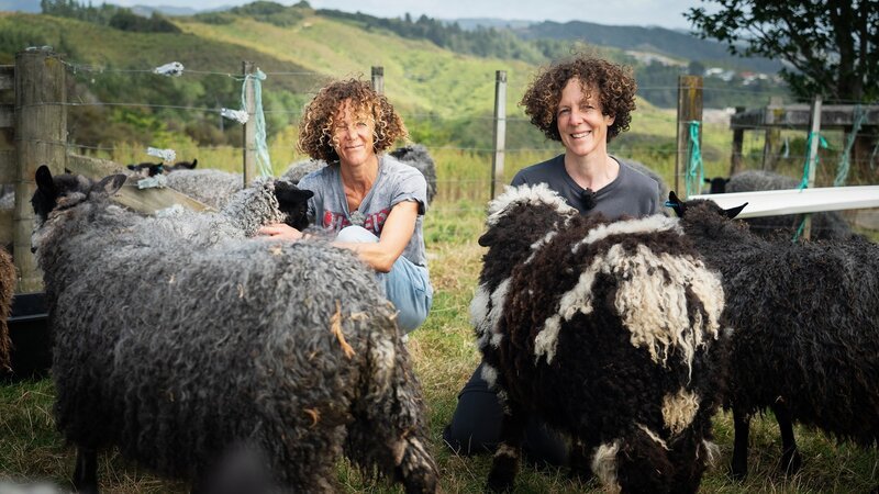 Vom Wallis nach Neuseeland: Die Zwillinge Susan und Sabin Imhasly – Bild: SRF