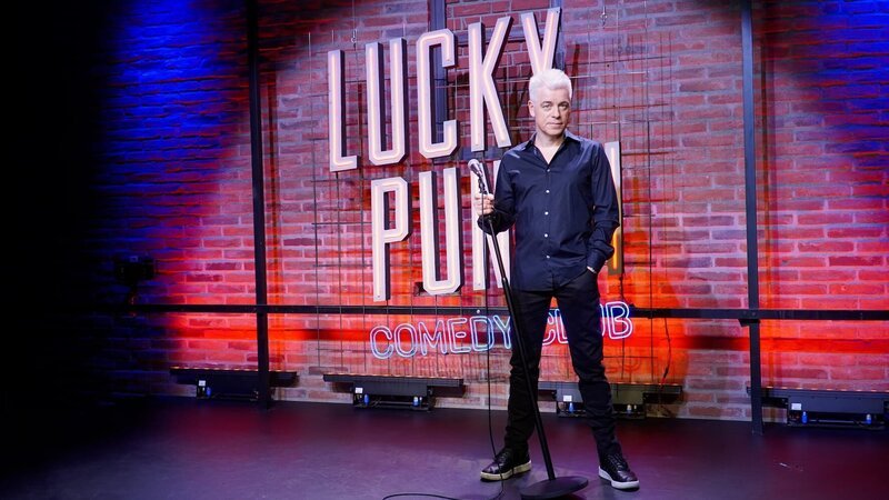 Michael Mittermeier auf seiner Bühne. – Bild: BR/​yo man/​David Mellein