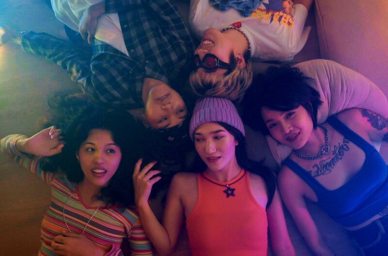 Laut einer Studie sind in Deutschland besonders die unter 30-Jährigen offen für nichtmonogame Beziehungsformen. Fast die Hälfte glaubt, dass es künftig mehr offene Beziehungen geben wird. – Bild: Getty Images