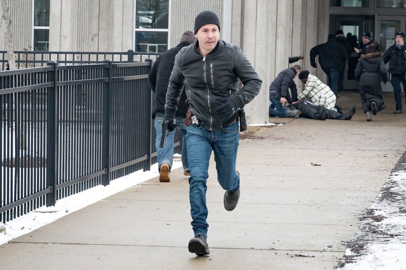 Antonio Dawson (Jon Seda) – Bild: RTL /​ NBCUniversal Media /​ Matt Dinerstein /​ Episodic /​ NBC