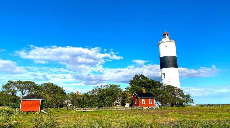 Leuchtturm auf Öland. – Bild: rbb/​Stephan Düfel