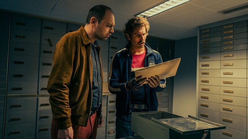 Fördern erstaunliche Dokumente zu Tage: Dragan Vujic als Pirmin, Cavid Constantin als Bax. – Bild: 3sat