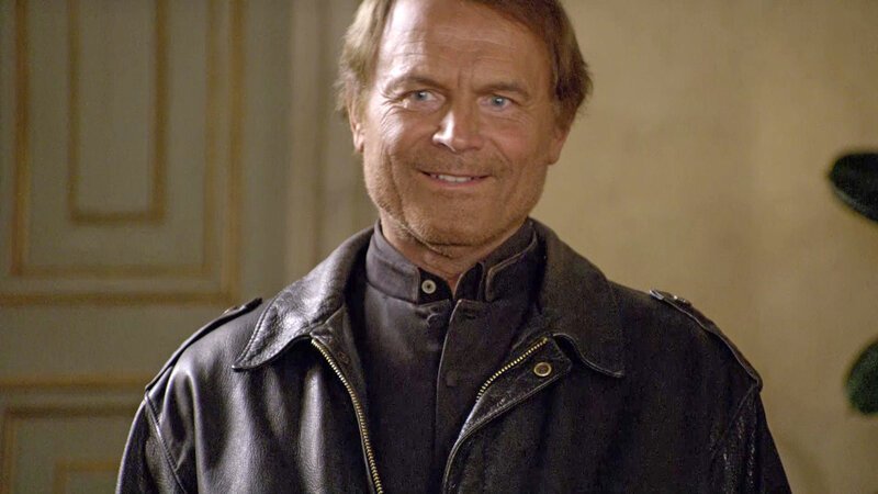 Don Matteo (Terence Hill) – Bild: Bibel TV
