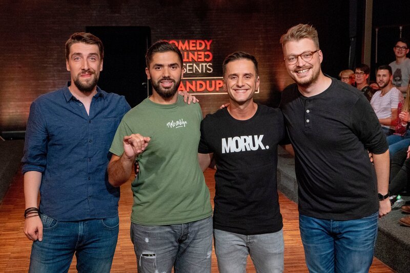 L-R: Juri von Stavenhagen, Khalid Bounour, Özcan Cosar, Max Gstettenbauer. – Bild: Max Kohr /​ ComedyCentral