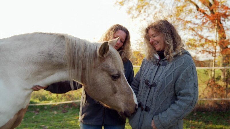 Nicole und Kathrin – Bild: SAT.1