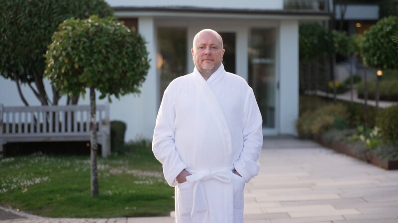 SRF DOK Fasten – Das steckt hinter dem Trend Stéphane aus Frankreich fastet zwei Wochen in einer Klinik am Bodensee. – Bild: SRF