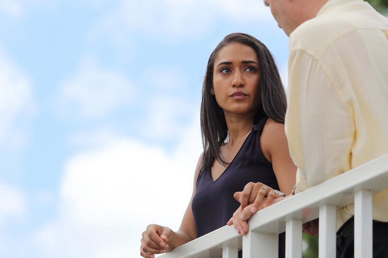 Florence Cassell (Joséphine Jobert). – Bild: PLURIMEDIA (Red Planet Pictures /​ Denis Guyenon)