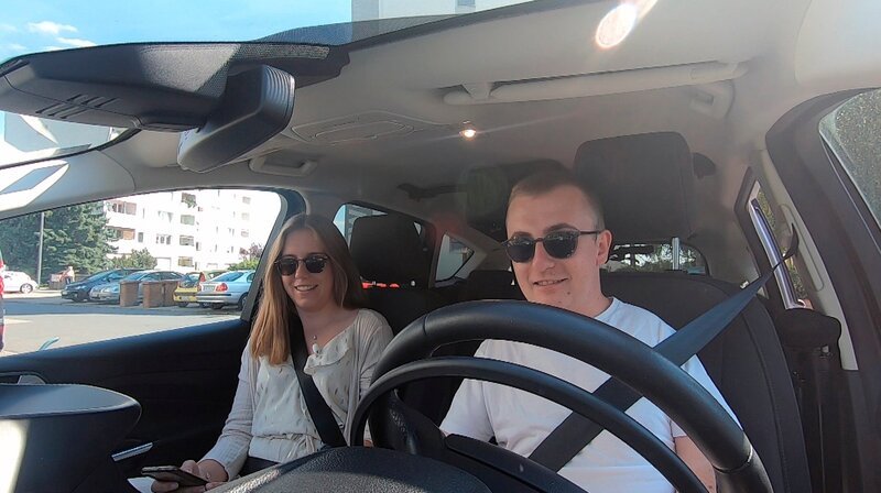 Die Zwillinge Tobias und Ann-Kathrin sind heute 21 Jahre alt. – Bild: HR