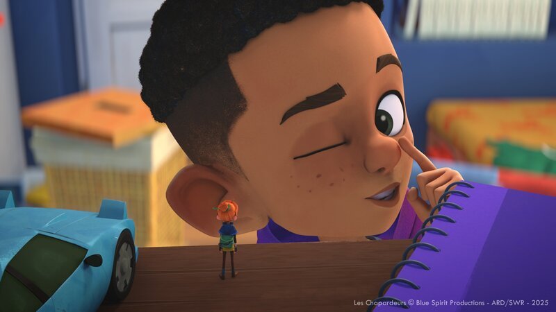 Arrietty und Tom haben sich heimlich verabredet. – Bild: SWR/​Blue Spirit Productions