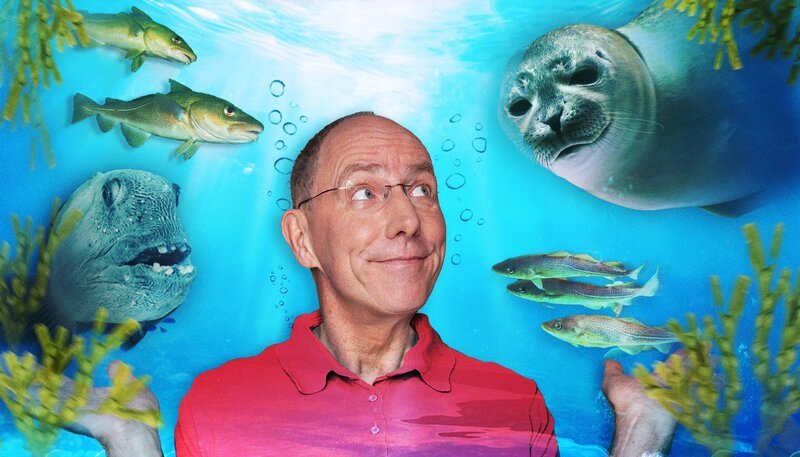 Das Wattenmeer, eine der artenreichsten Lebensräume der Erde, verändert sich so rasch wie nie zuvor. Jedes Jahr wird dort eine neue Art entdeckt. Quarks begleitet eine Forscherin des Alfred-Wegener-Instituts bei ihrer Arbeit auf Sylt und zeigt, wie Klimawandel, Fischerei und eingewanderte Arten das Wattenmeer verändern – und wie überraschend anpassungsfähig dieser Lebensraum bisher ist. Wer gerne Fisch isst, will wissen: Welcher Fisch schmeckt nicht nur gut, sondern kann auch mit gutem Gewissen gegessen werden? Quarks klärt: Welche Fischarten können wir noch essen, wie beeinflussen Fangmethoden die Bestände und ist Fischzucht eine gute Alternative? -Moderator Thomas Ranft – Bild: WDR/​picture-alliance/​dpa/​Wulff Pfeiffer/​picture alliance/​Wolfgang Poelzer/​WaterFrame/​alliance/​Zoonar/​Wolfgang Poelzer/​picture alliance/​blickwinkel/​F. Hecker/​dpa Picture-Alliance/​Guenter Fischer/​dpa/​lmv/​Stefan Sauer