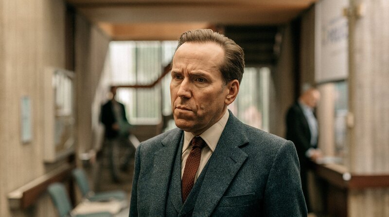Professor Jasper Tempest (Ben Miller) – Bild: WDR/​Sofie Gheysens