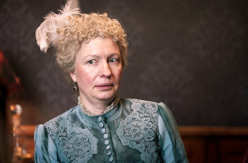 Adelheid (Antje Widdra) – Bild: WDR/​BBC Studios/​Frank Dicks