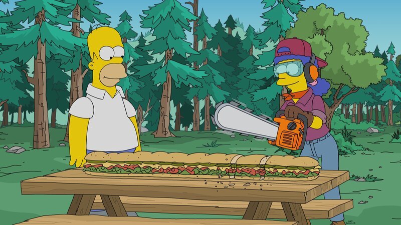 „Die Simpsons“, „Stammesfehde.“ Als Lisa an ihrer Schule eine Szene aus ihrem Familienalltag nachstellt, wird Marge bewusst, wie eintönig ihr Leben doch ist. Da legt ein glücklicher Zufall ein großes Talent der Hausfrau und Mutter frei: Durch einen umgestürzten Baum, den Marge aus dem Weg schafft, kommt ihre Begabung als Holzfällerin zum Vorschein. Bei sportlichen Wettbewerben in dieser Disziplin ist Marge bald unschlagbar. Doch leider scheint sie der Ruhm mehr und mehr von ihrer Familie zu entfremden. – Bild: Twentieth Century Fox Film Corporation