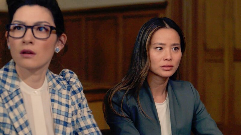 l-r: Inga Schlingmann als Susan und Jamie Chung als Lauren Park. – Bild: CBS ENTERTAINMENT