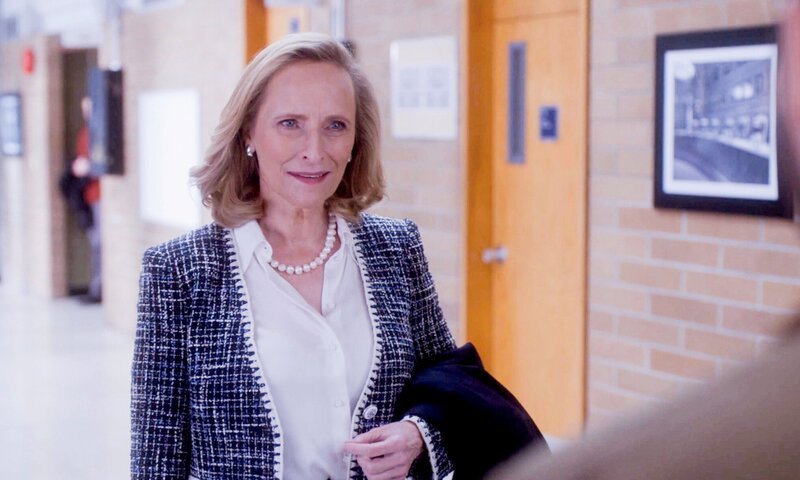 Laila Robins als Natalie Harris. – Bild: CBS ENTERTAINMENT