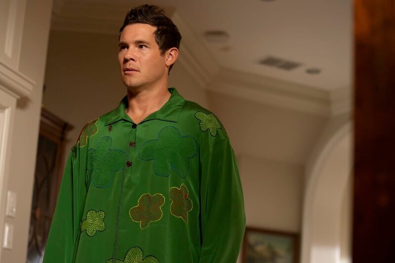 Adam Devine als Kelvin Gemstone – Bild: Jake Giles Netter/​HBO