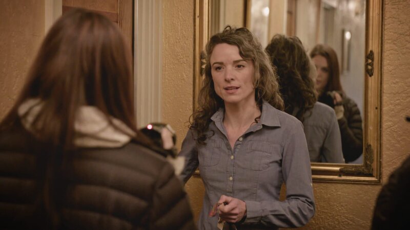 Katrina and the owner of Hotel Monte Vista. – Bild: TLC