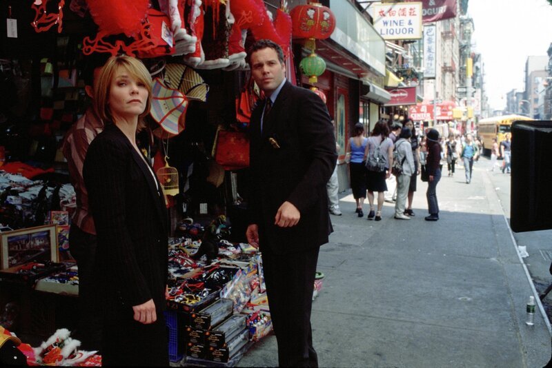 From left: Detective Alexandra Eames (Kathryn Erbe) and Detective Robert Goren (Vincent D’Onofrio). – Bild: Universal Network Television