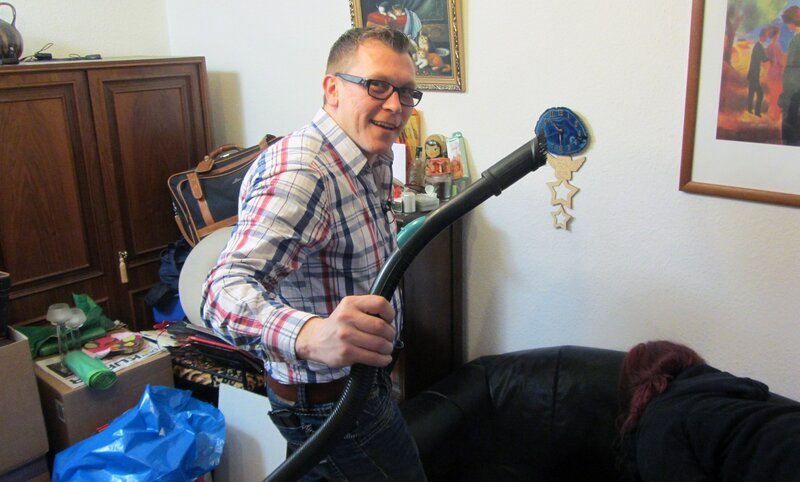 Trödelprofi Otto Schulte in Action – Bild: RTL II